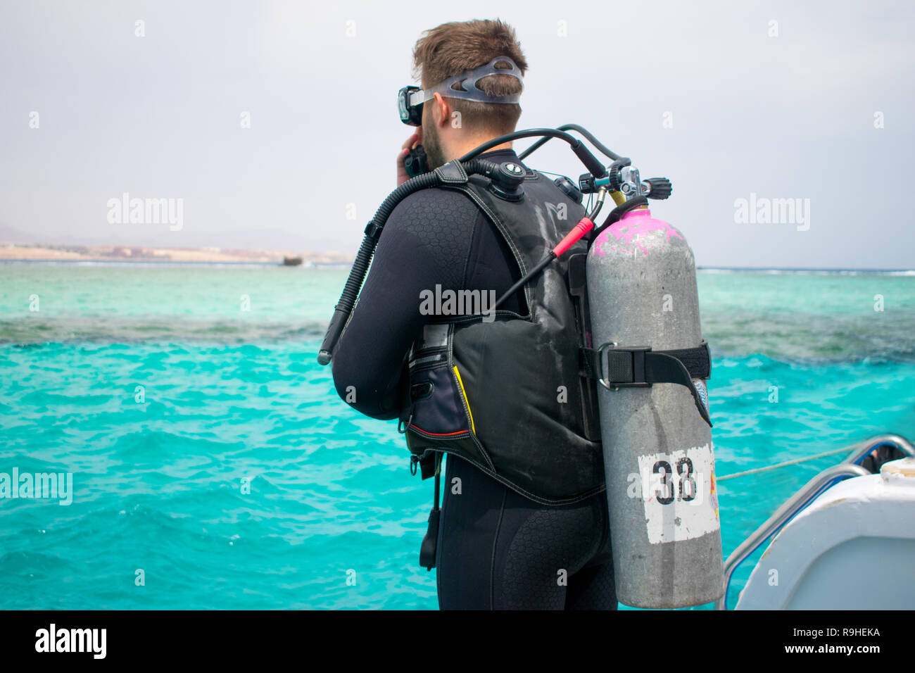 Divers mask water hi-res stock photography and images - Page 3 - Alamy