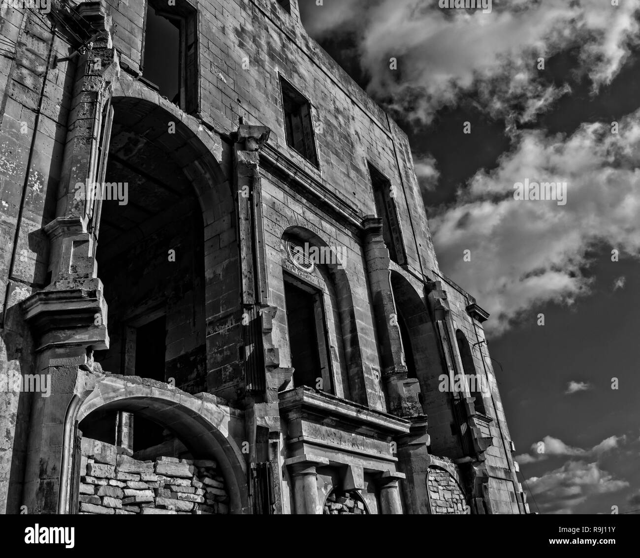 haunted house in black and white stock photos haunted house in black and white old house