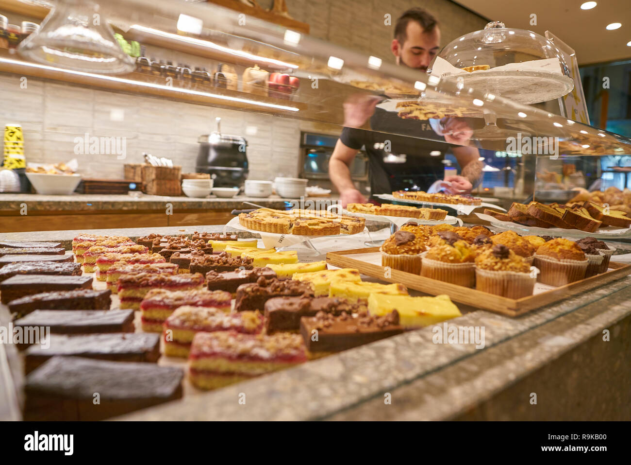 Page 10 Bakery Cafe Indoor High Resolution Stock Photography And Images Alamy