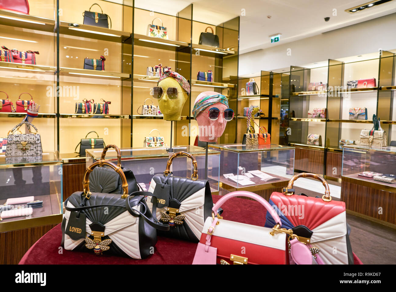 ROME, ITALY - CIRCA NOVEMBER, 2017: bags on display at a Gucci store in  Fiumicino International Airport Stock Photo - Alamy