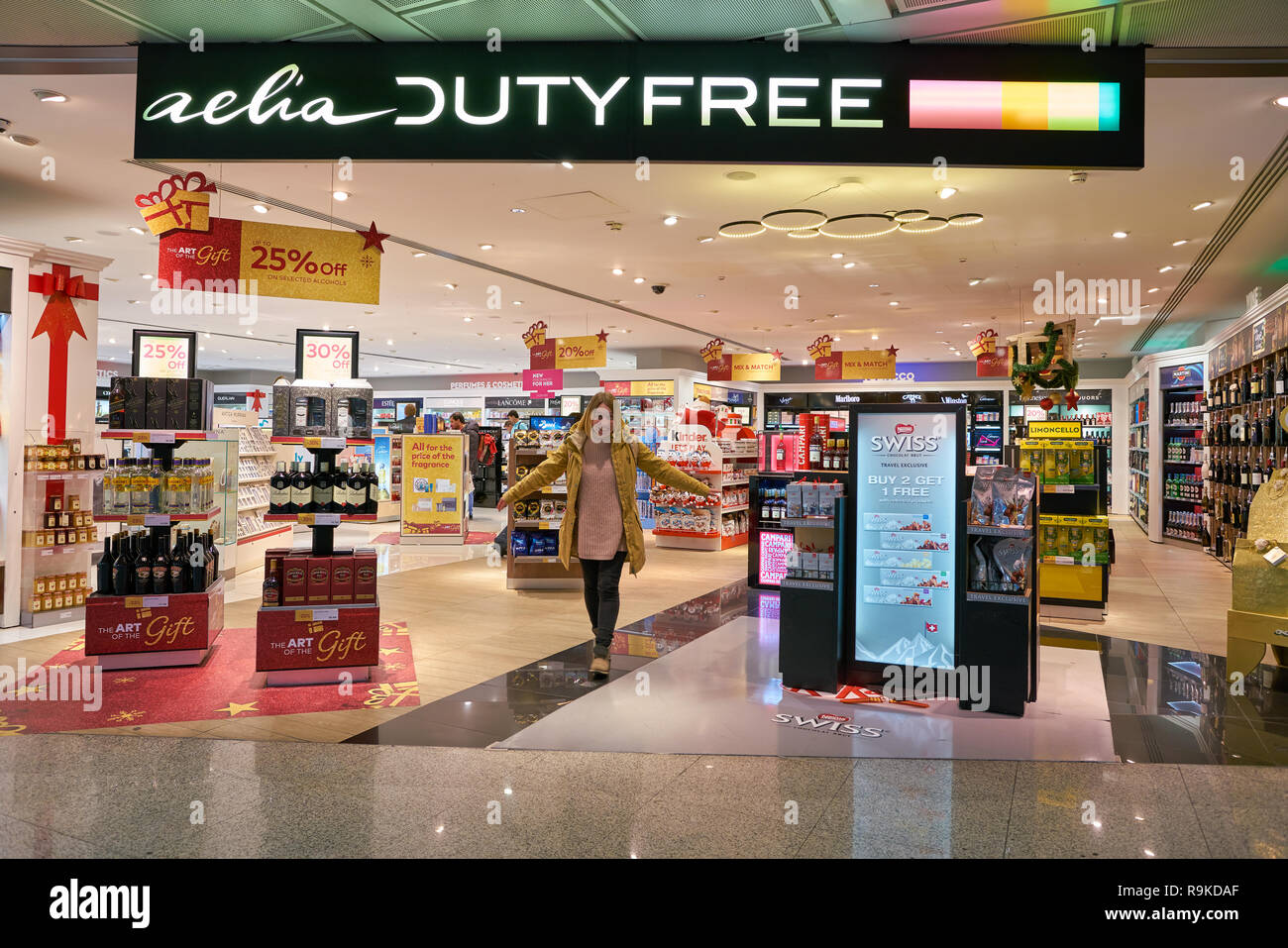 fiumicino airport duty free shops