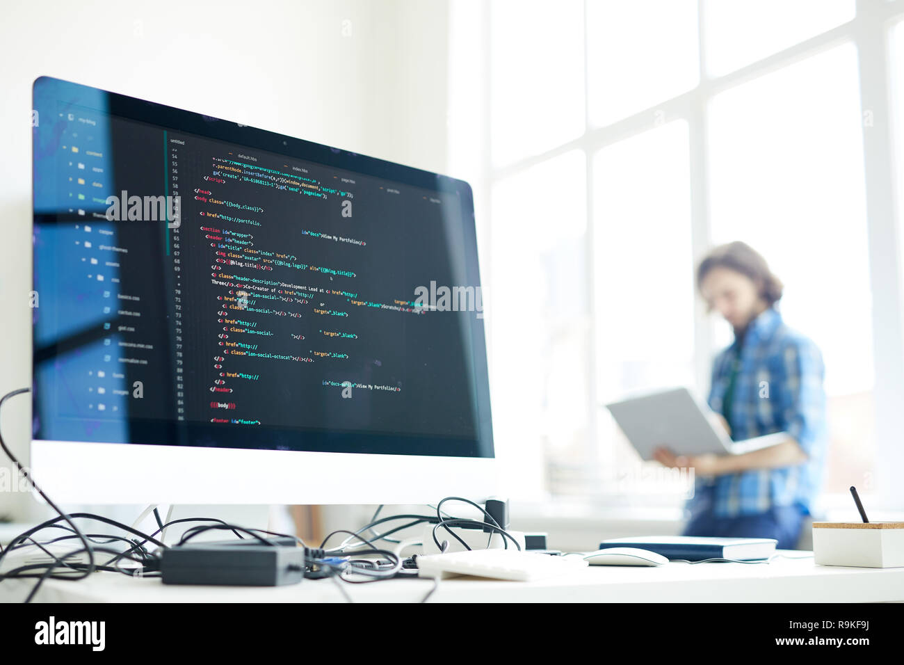 Programmer hi-res stock photography and images - Alamy