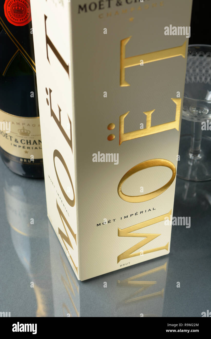 Champagne alcohol moet bottle hi-res stock photography and images - Page 3  - Alamy