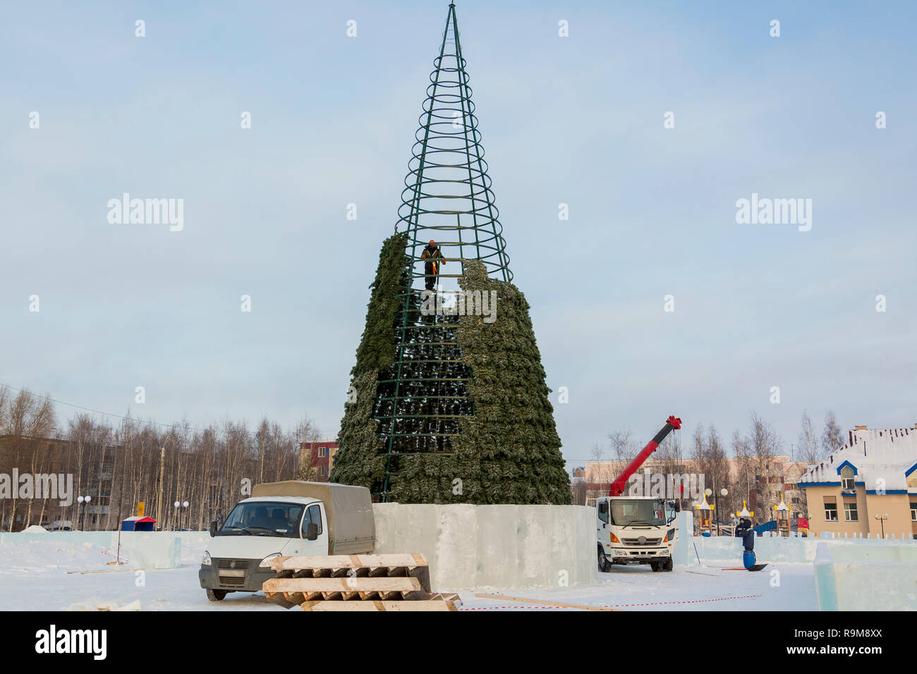 Installers are building an ice town of ice blocks Stock Photo Alamy