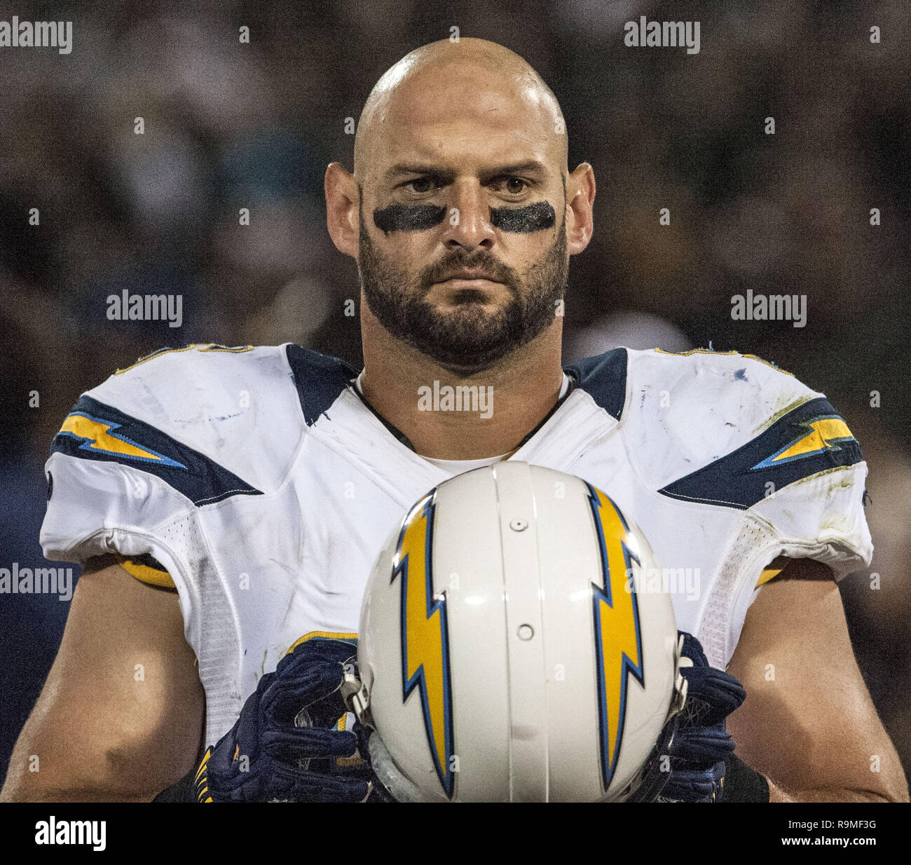 Oakland Raiders vs. San Diego Chargers, photo gallery