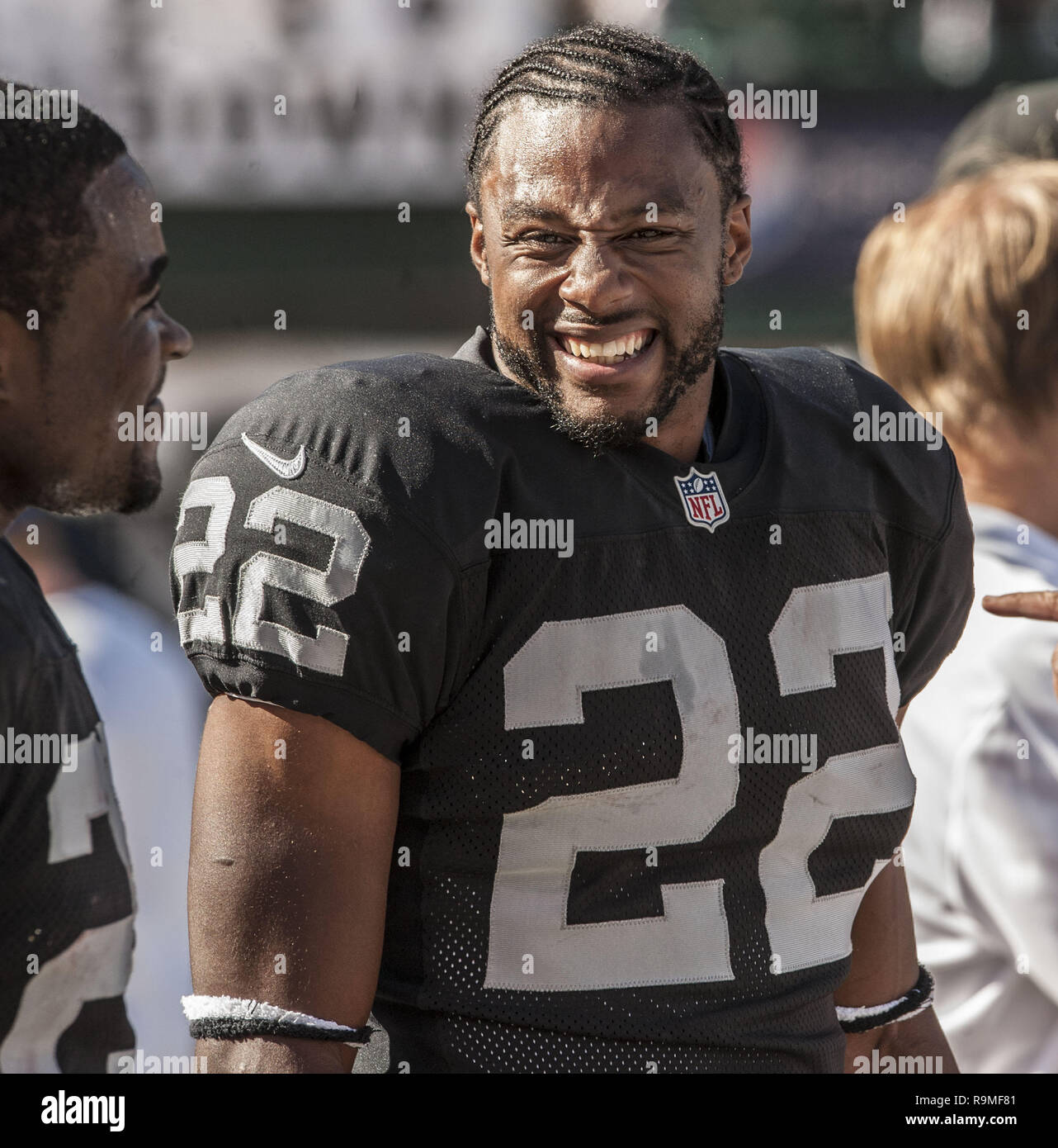 Oakland, California, USA. 23rd Sep, 2012. Oakland Raiders tight end Richard  Gordon (82) after touchdown pass on Sunday, September 23, 2012, in Oakland,  California. The Raiders defeated the Steelers 34-31. Credit: Al