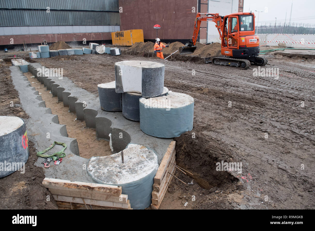 Nuclear waste storage wet hires stock photography and images Alamy