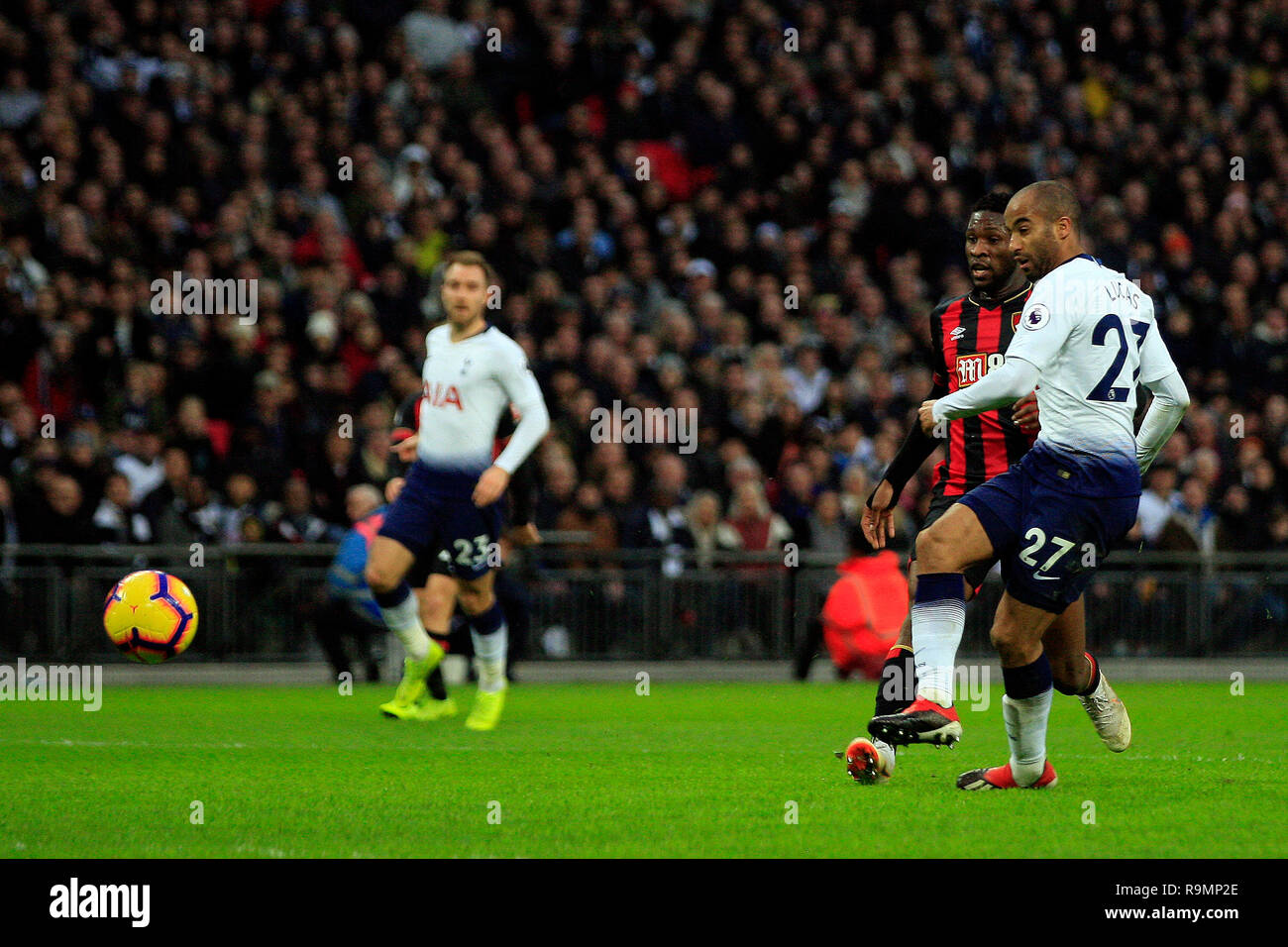 London Uk 26th Dec 2018 Lucas Moura Of Tottenham Hotspur R Scores His Team S Third Goal