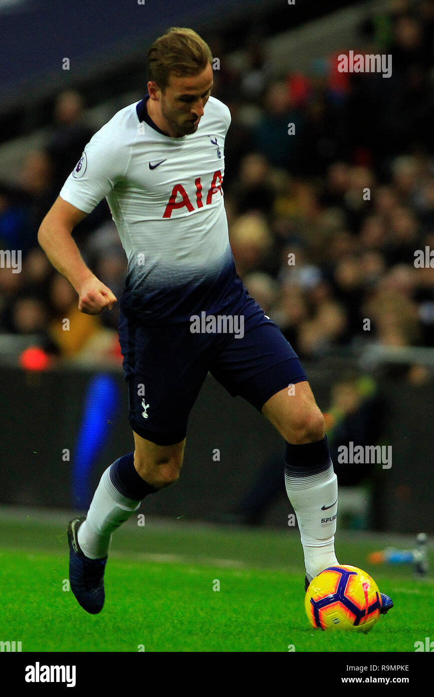 Tottenham hotspur stadium boxing hires stock photography and images
