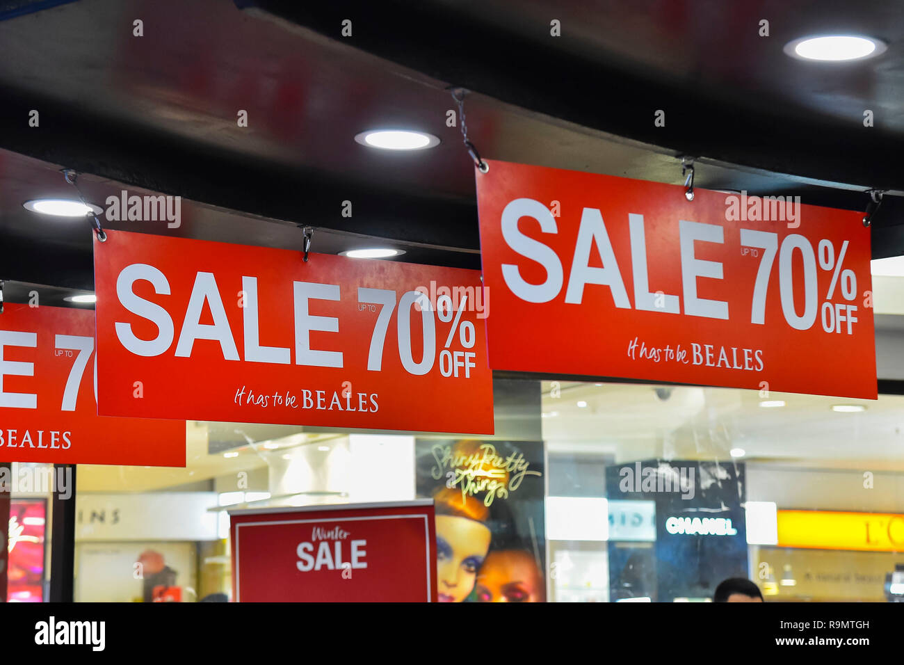 Bournemouth, Dorset, UK.  26th December 2018.  Boxing Day Sales at shops in Bournemouth.  70% off Sale at Beales department store.  Picture Credit: Graham Hunt/Alamy Live News Stock Photo