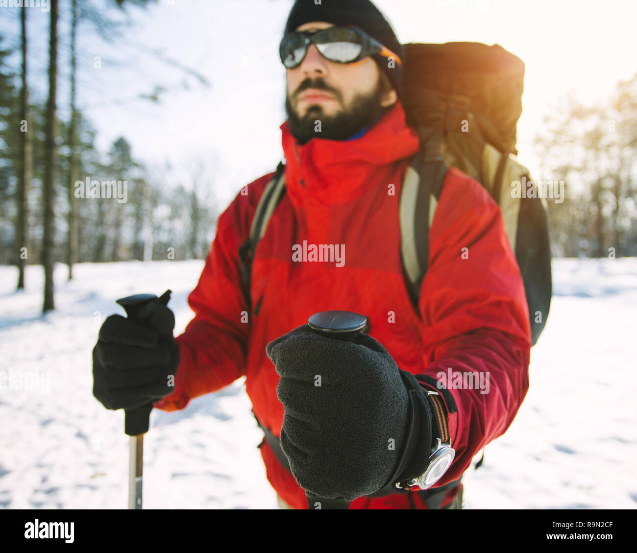 Man trekking mountain hi-res stock photography and images - Alamy