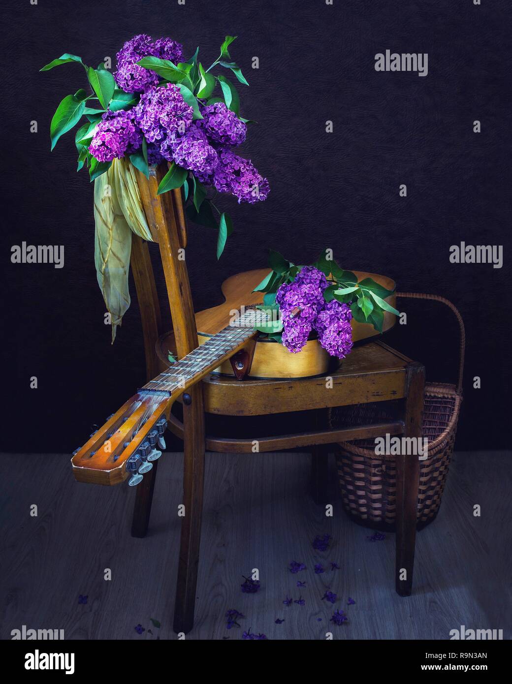 Still life with bouquet of lilac Stock Photo - Alamy