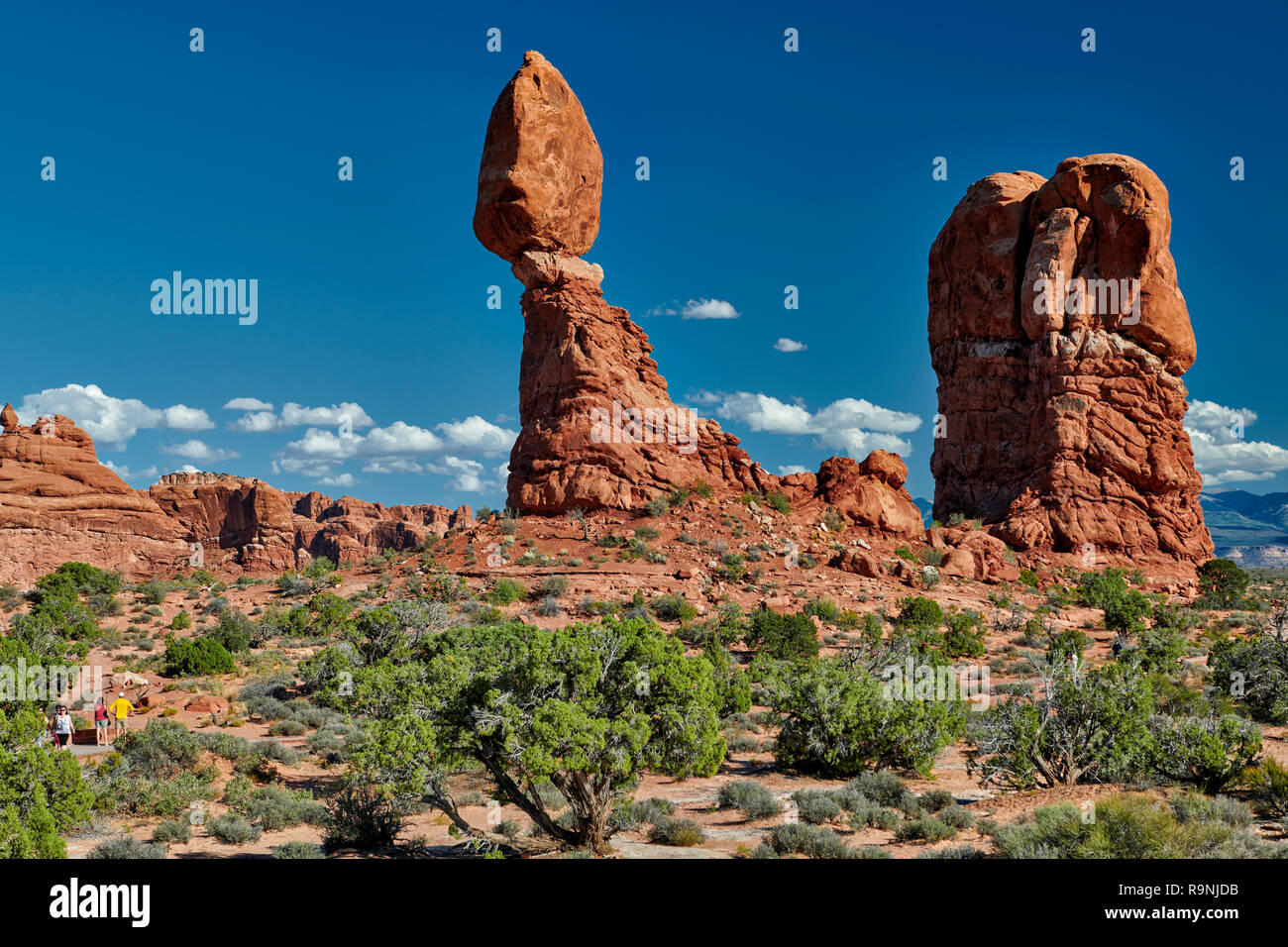 Balanced Rock in Arches National Park, Moab, Utah, USA, North America Stock Photo