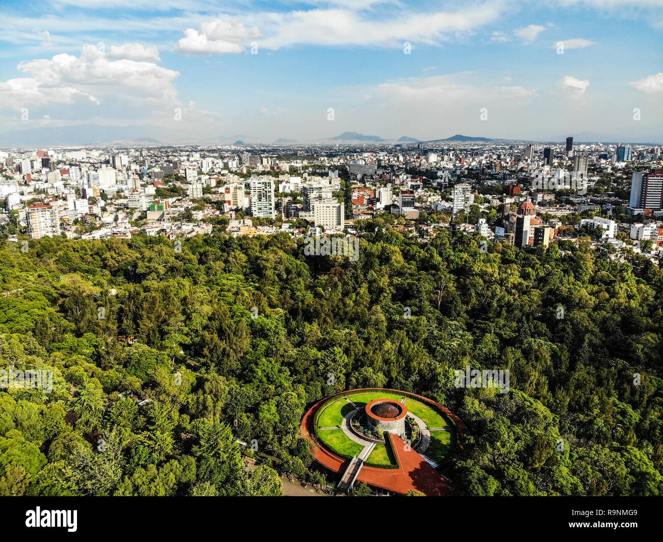 Aerial View Forest Of Chapultepec Urban Park In Mexico City Photo Luis Gutierrez Nortephoto Com Vista Aerea Del Bosque De Chapultepec Pa Stock Photo Alamy