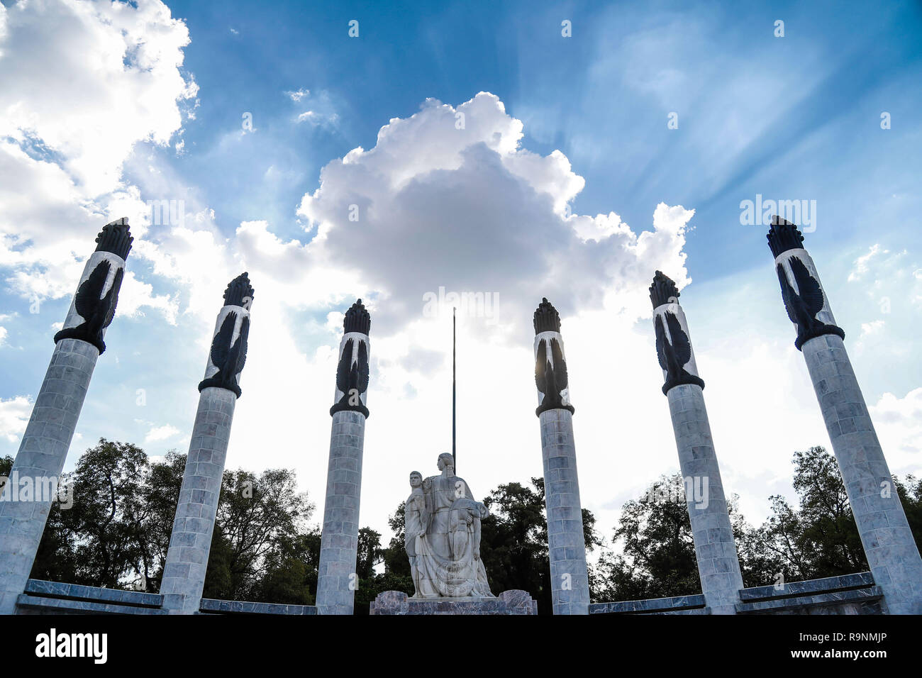 Monument to the Heroes children. The forest of Chapultepec. urban park in Mexico City.  (NortePhoto.com)   Castillo de Chapultepec Stock Photo