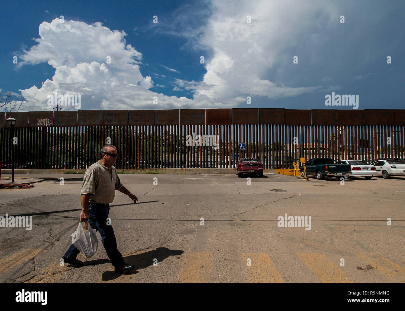Daily life and around the wall in the border city of Nogales, Sonora ...
