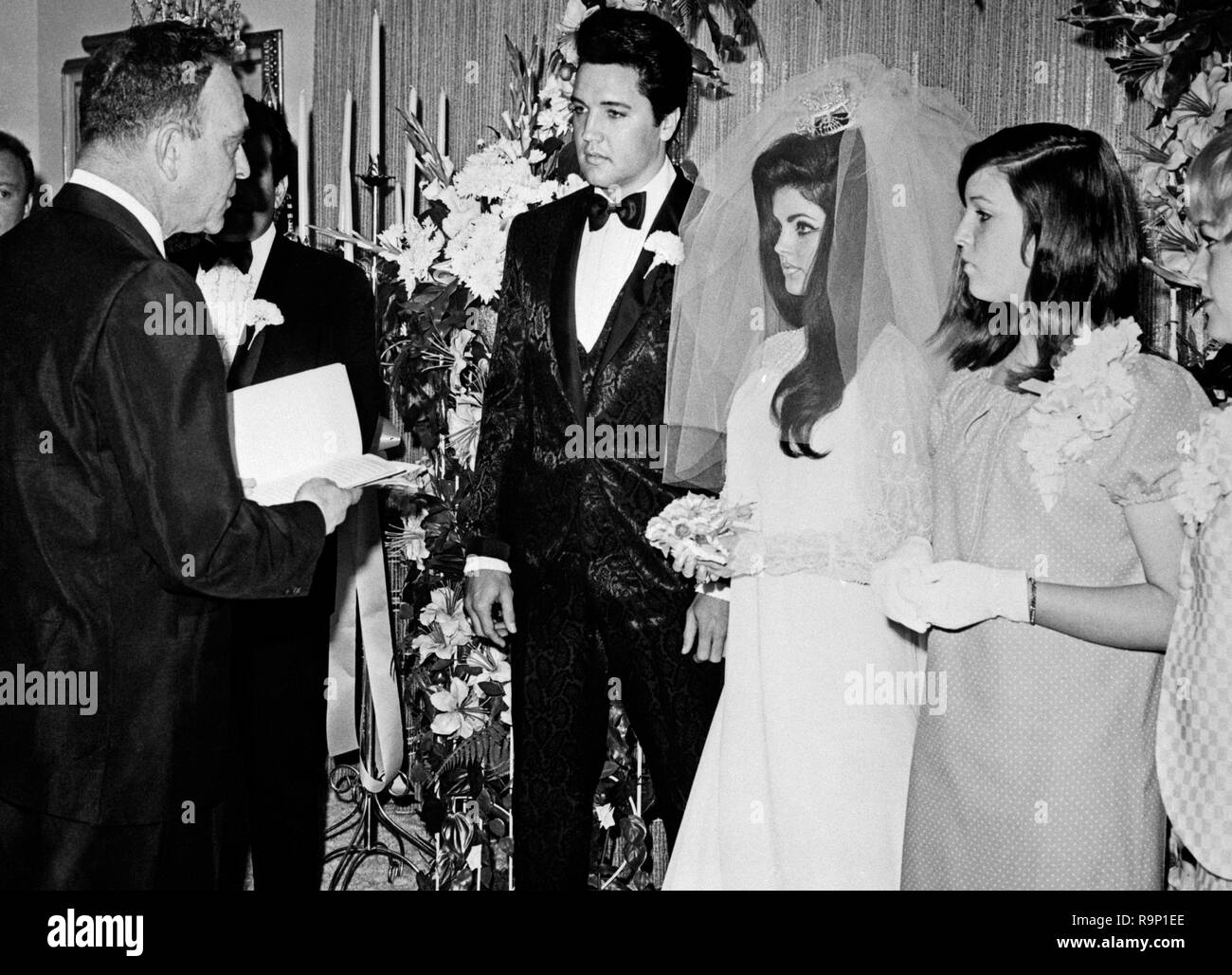 Elvis Presley, Priscilla Presley, on their wedding day, May 1, 1967, at the Aladdin  Hotel in Las Vegas, Nevada. File Reference # 33635 874CPC Stock Photo -  Alamy