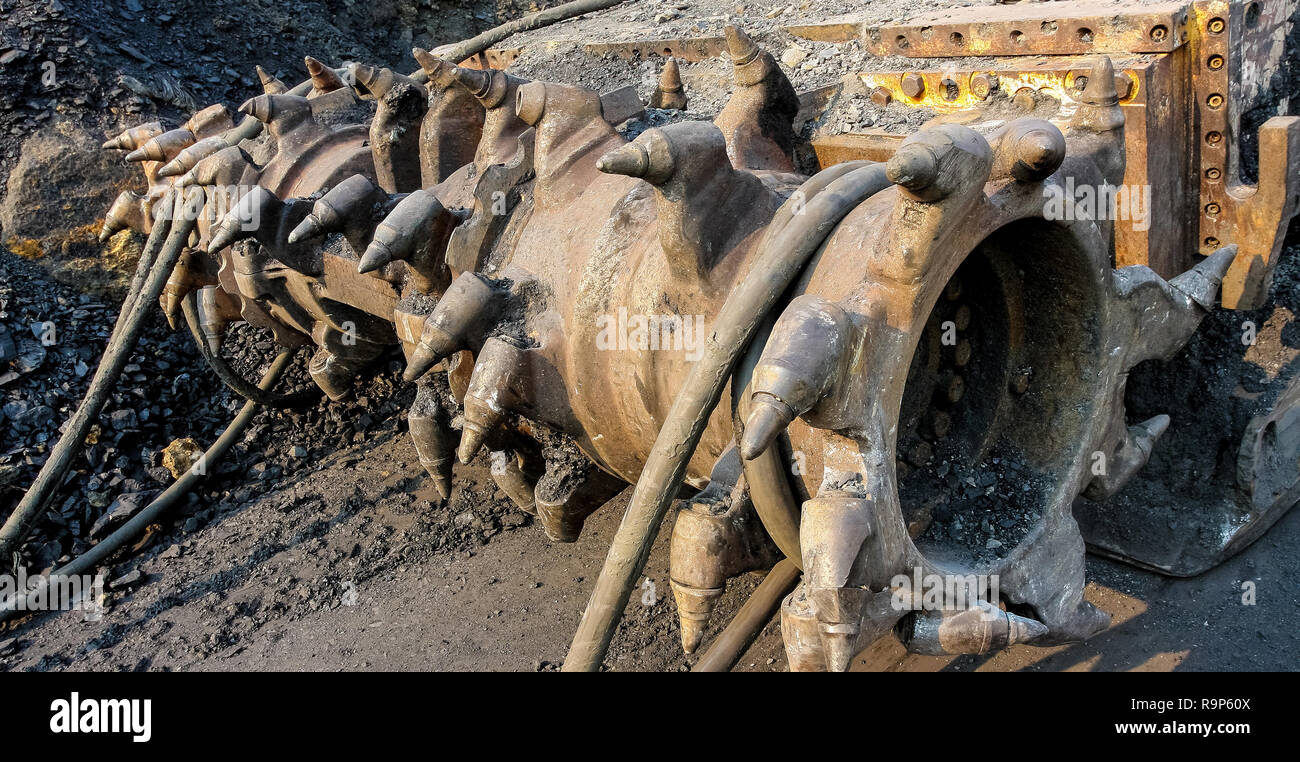 Drilling digging tunnelling Mining and processing in South Africa ...