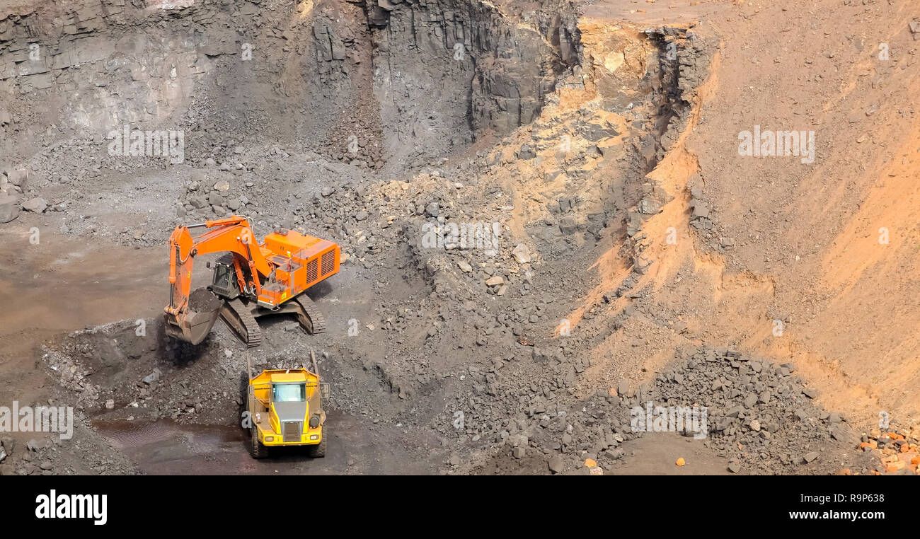Manganese mine hires stock photography and images Alamy