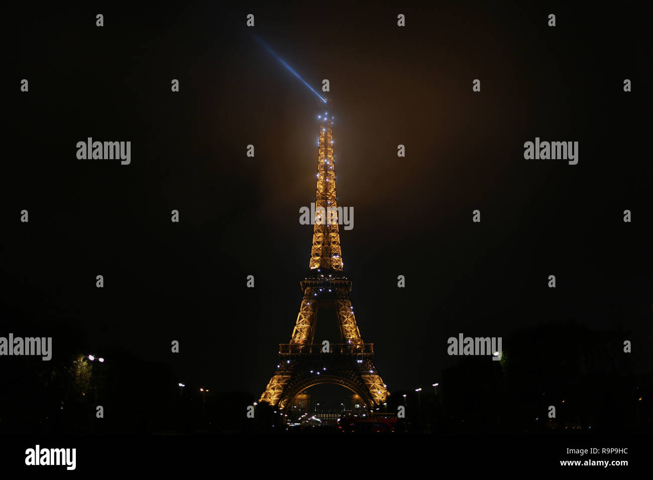 Eiffel Tower Beacon Hi res Stock Photography And Images Alamy Eiffel Tower Beacon Hi res Stock Photography And Images Alamy