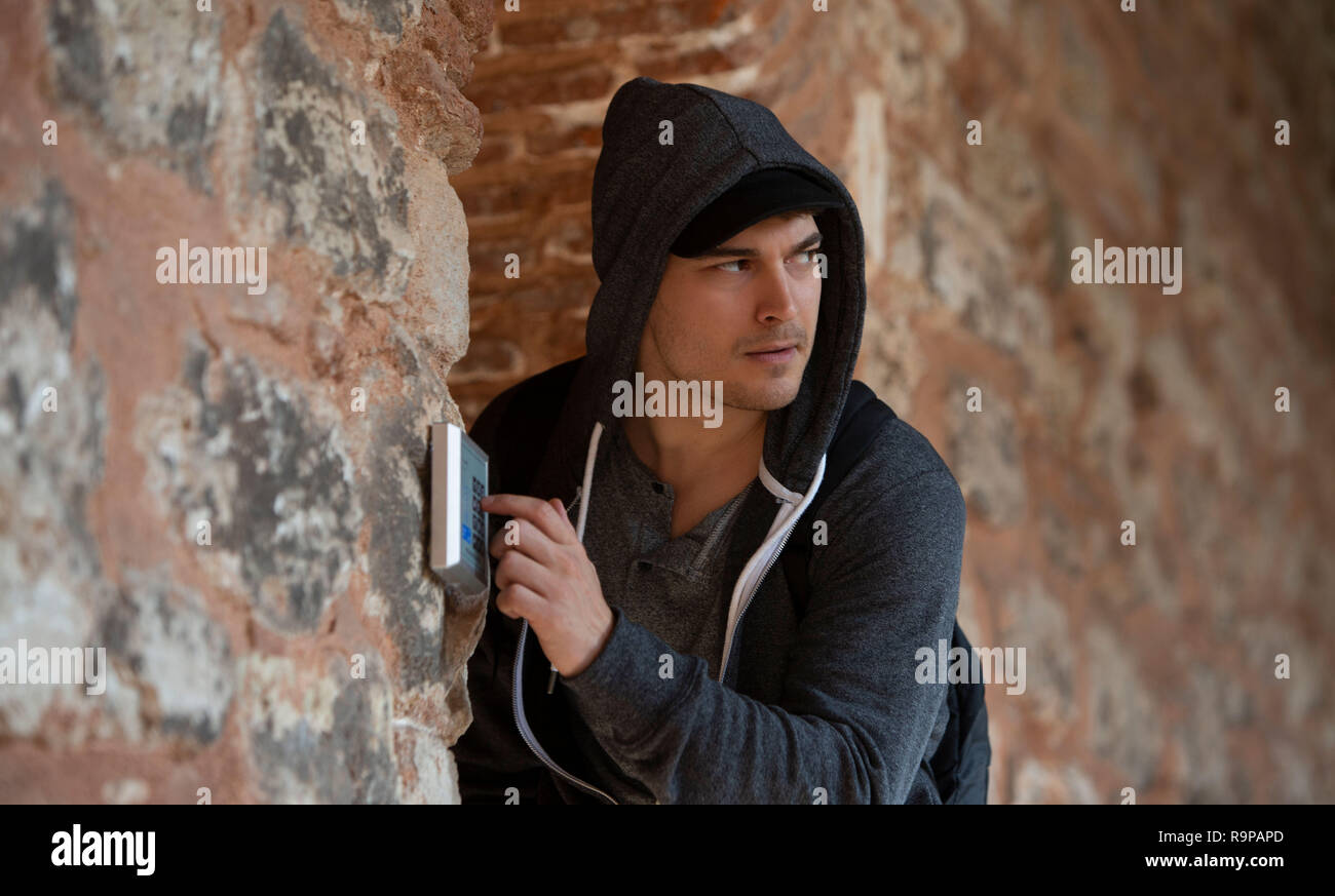 PROTECTOR, (aka THE PROTECTOR), Cagatay Ulusoy, (Season 1, ep. 107 ...