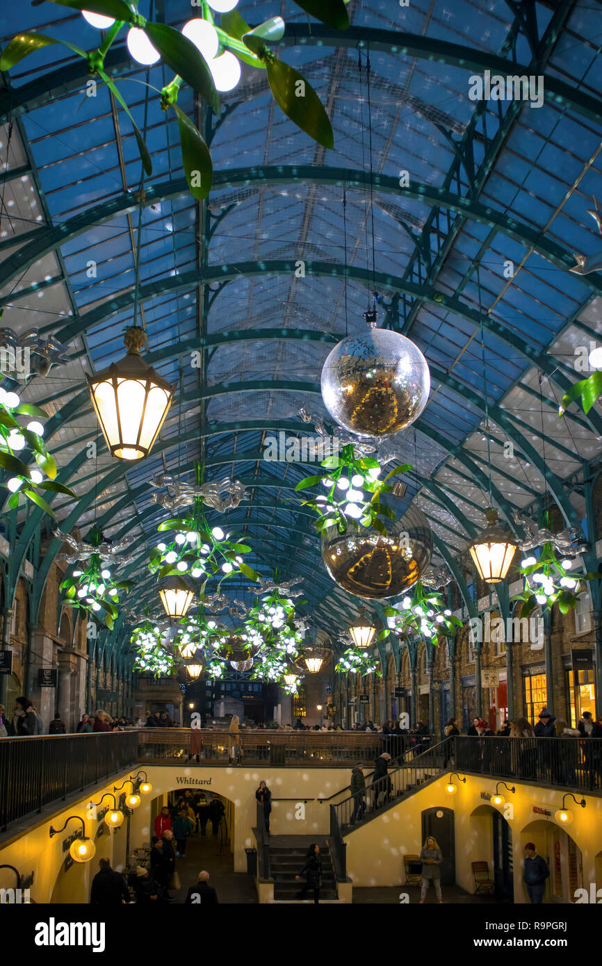 London Uk December 21 2018 Christmas Decorations And Giant