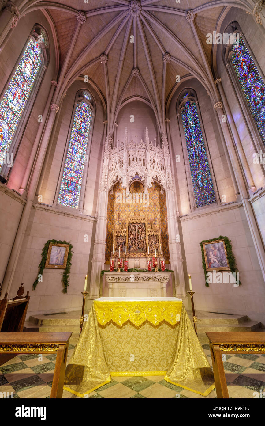 San Francisco, California - December 26, 2018: The Altar of Chapel of Grace in Grace Cathedral. Stock Photo