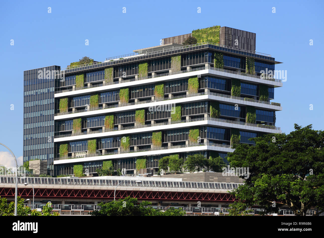 JEM (Jurong East Mall) office tower is a 11-storey grade A office ...