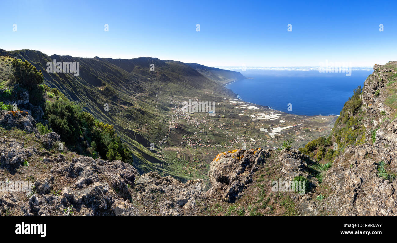 El Hierro - Overlooking the cloudless El Golfo Valley Stock Photo