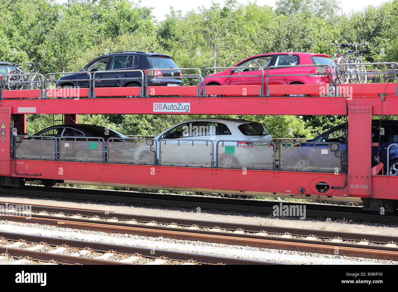 Car shuttle train hires stock photography and images Alamy