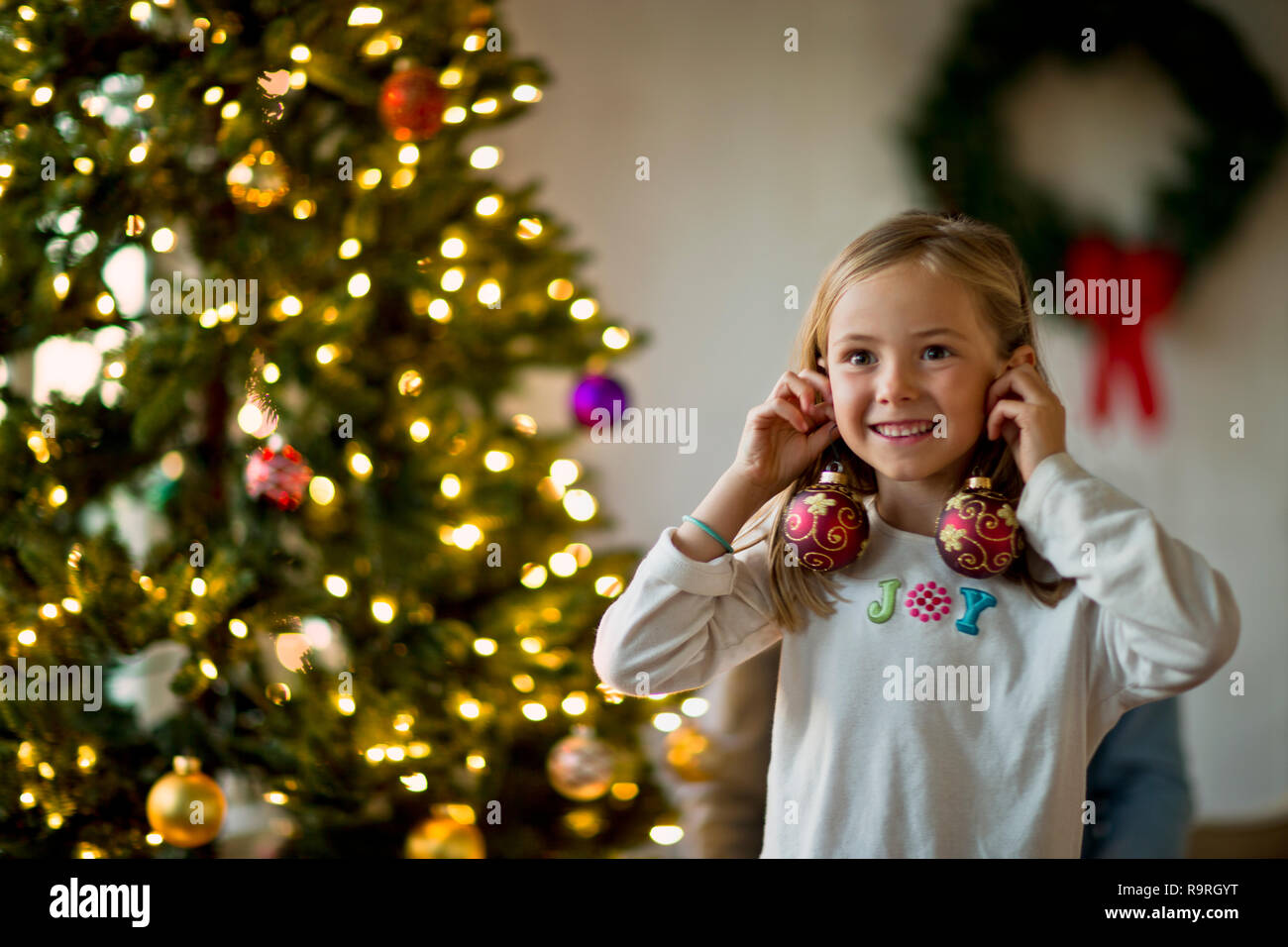 Little girl hotsell christmas earrings