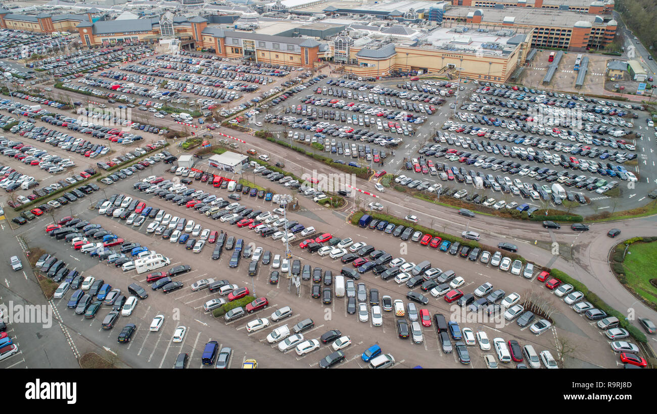 Shopping sales bargin hires stock photography and images Alamy