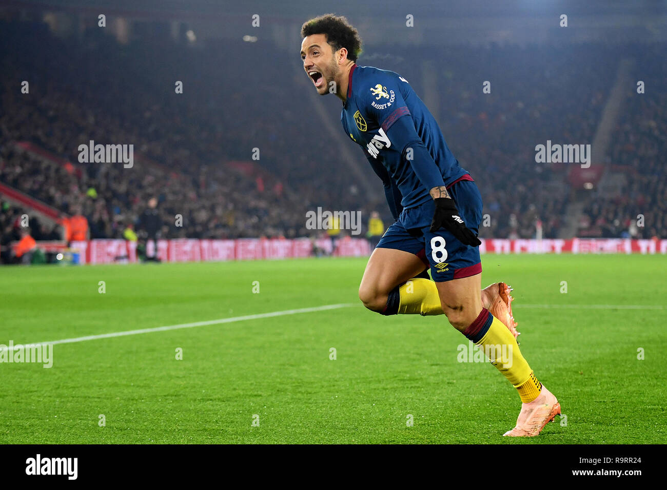 Southampton Uk 27th Dec 2018 Felipe Anderson Of West Ham United Celebrates After Scoring His Teams alamy
