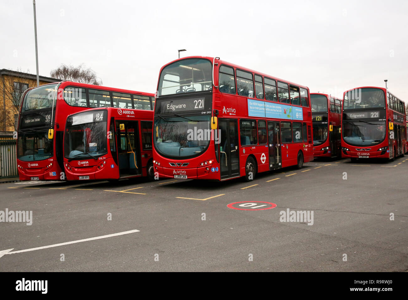 221 London Bus High Resolution Stock Photography and Images - Alamy