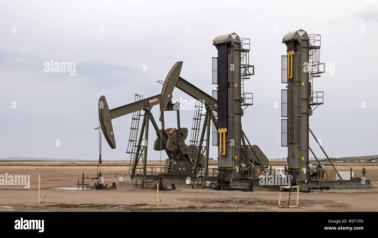 Williston basin bakken shale oil formation hires stock photography and