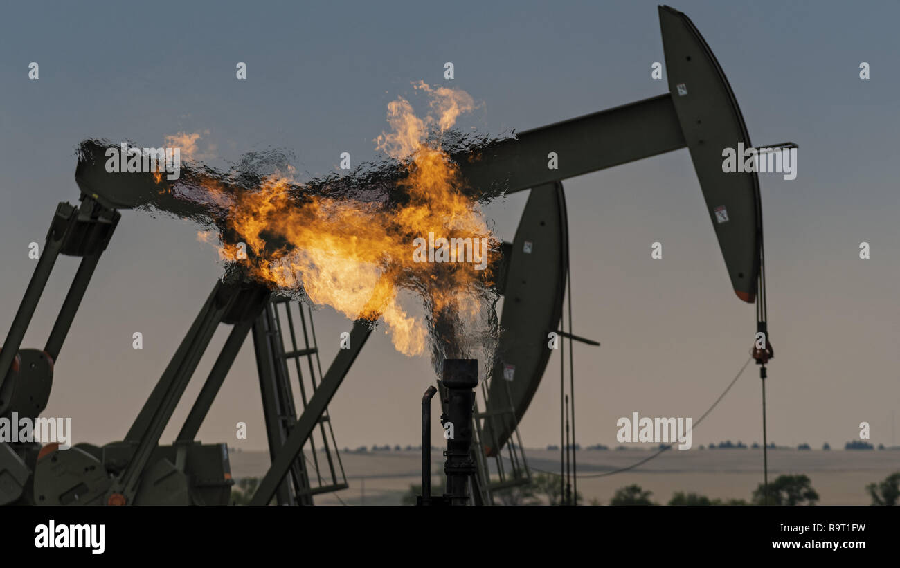 Oilwell flare hires stock photography and images Alamy