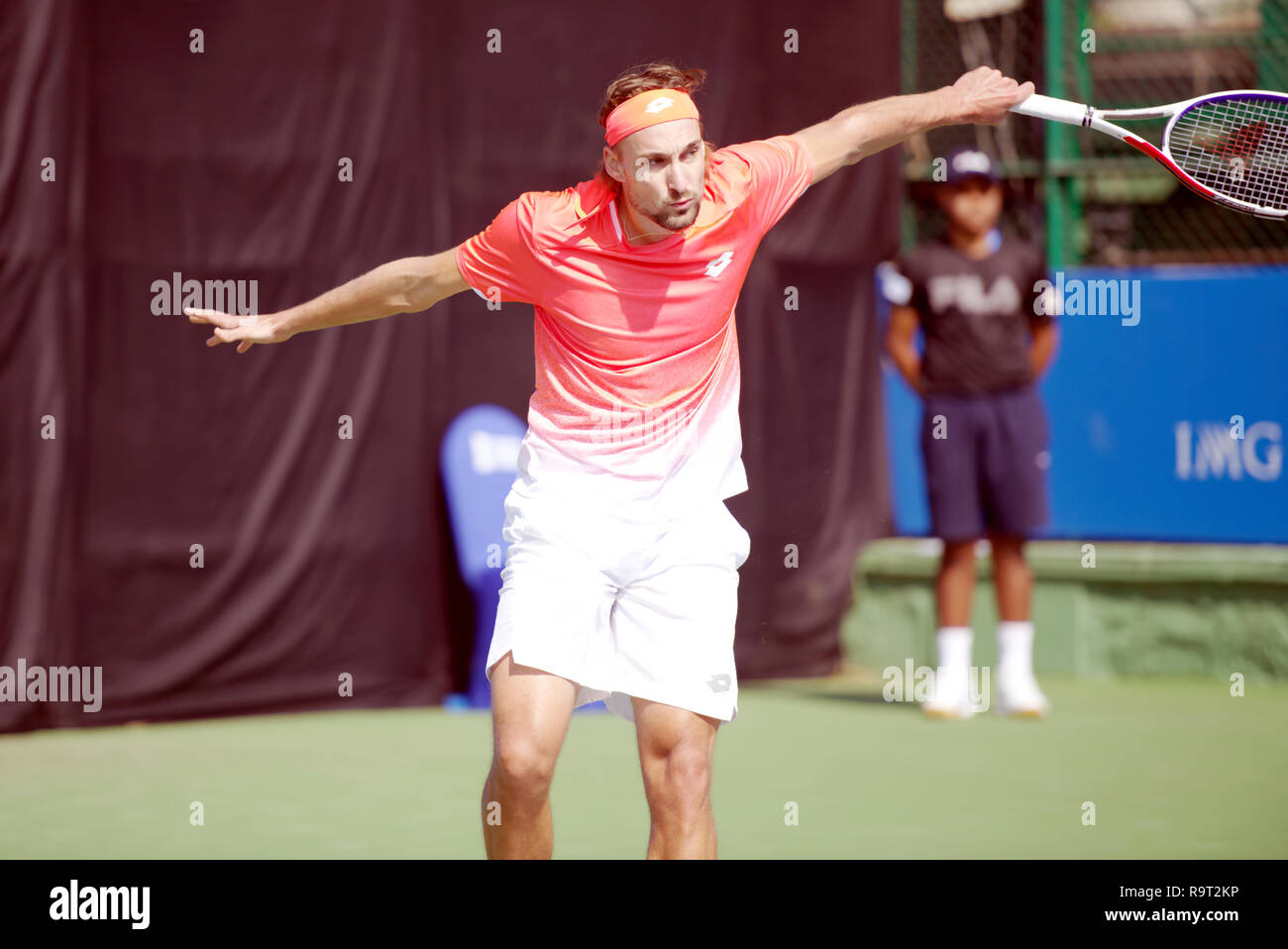 Pune, India. 29th December 2018. Ruben Bemelmans of Belgium in action in the first round of qualifying singles competition at Tata Open Maharashtra ATP Tennis tournament in Pune, India. Credit: Karunesh Johri/Alamy Live News Stock Photo