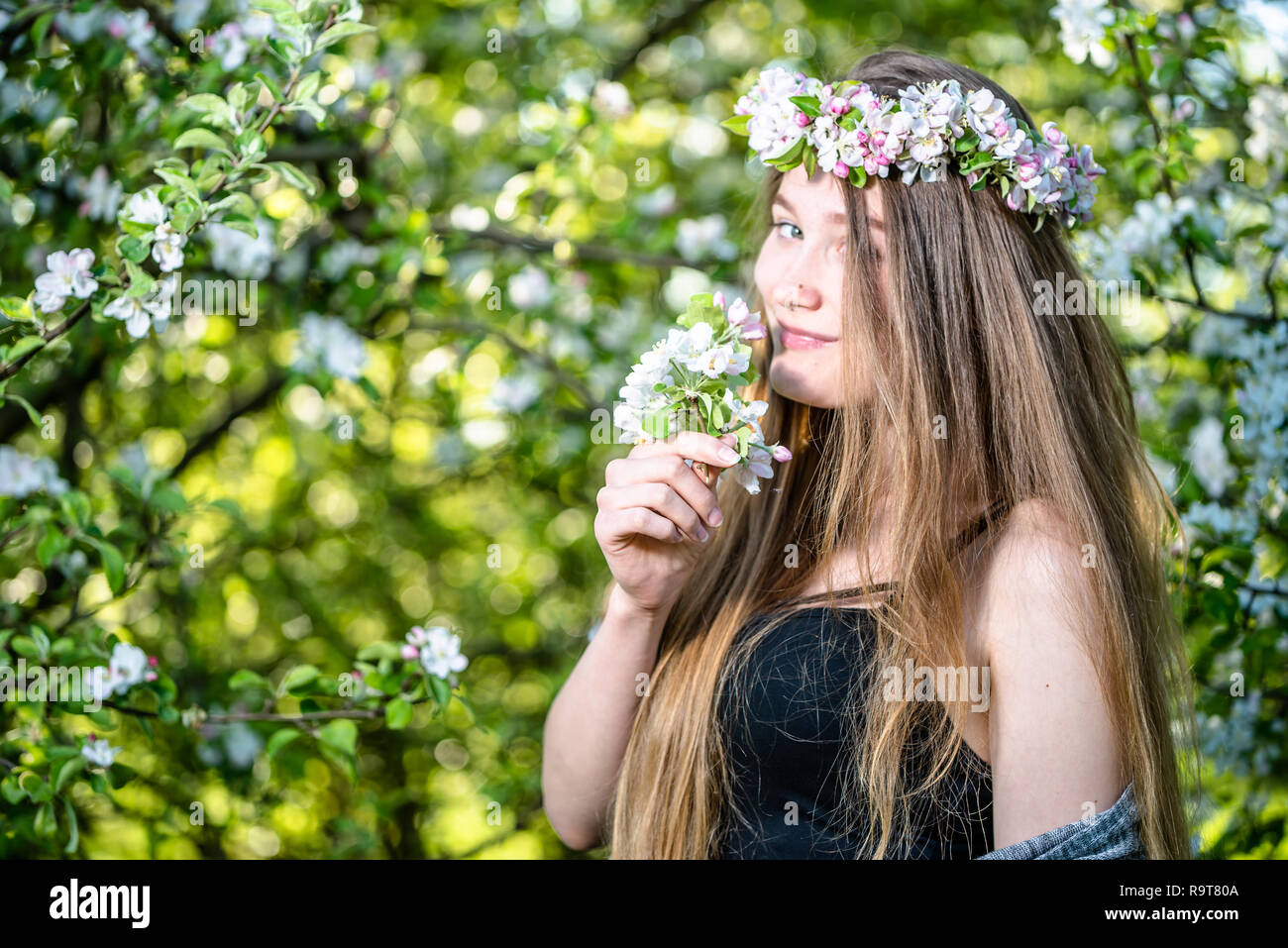 Beauty spring woman smelling apple hi-res stock photography and images -  Alamy