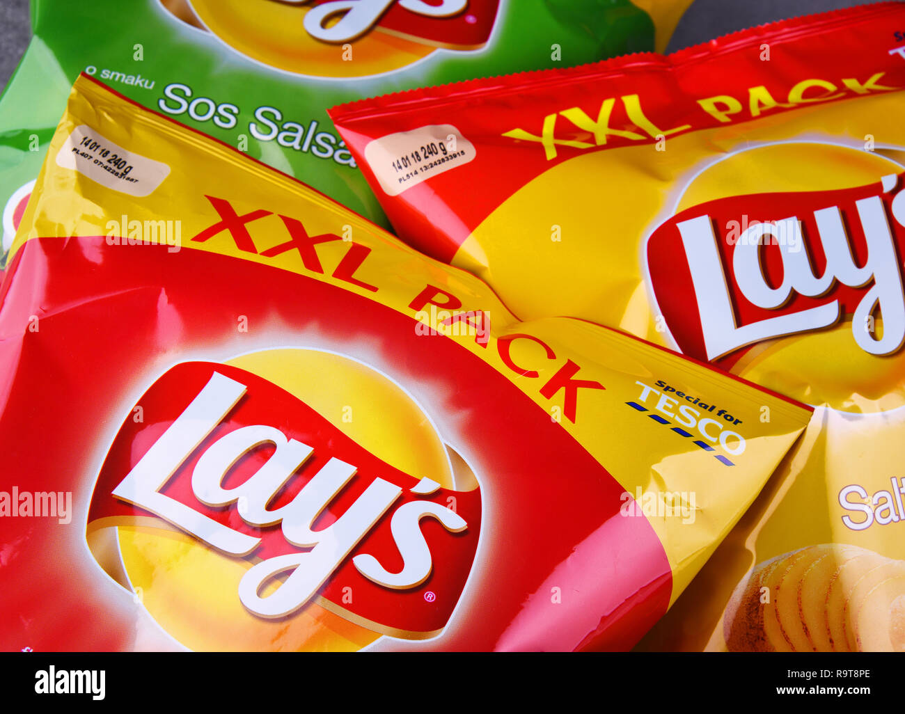 Lays chips packet hi-res stock photography and images - Alamy