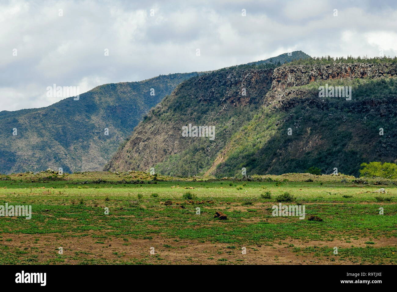 Mountain against an overcast sky, Mount Suswa Stock Photo - Alamy