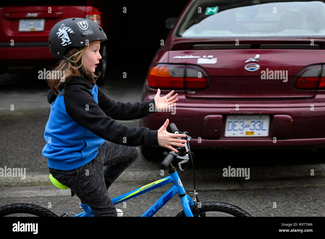 riding a bike with no hands