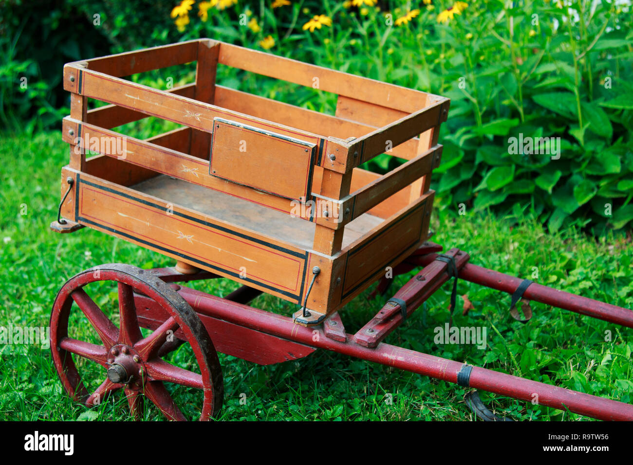 Metal wheels hires stock photography and images Alamy