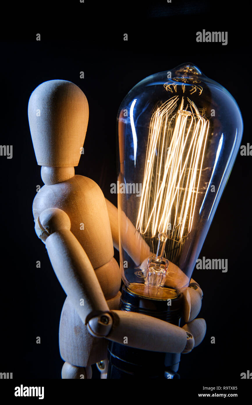 Bulb artist 2024