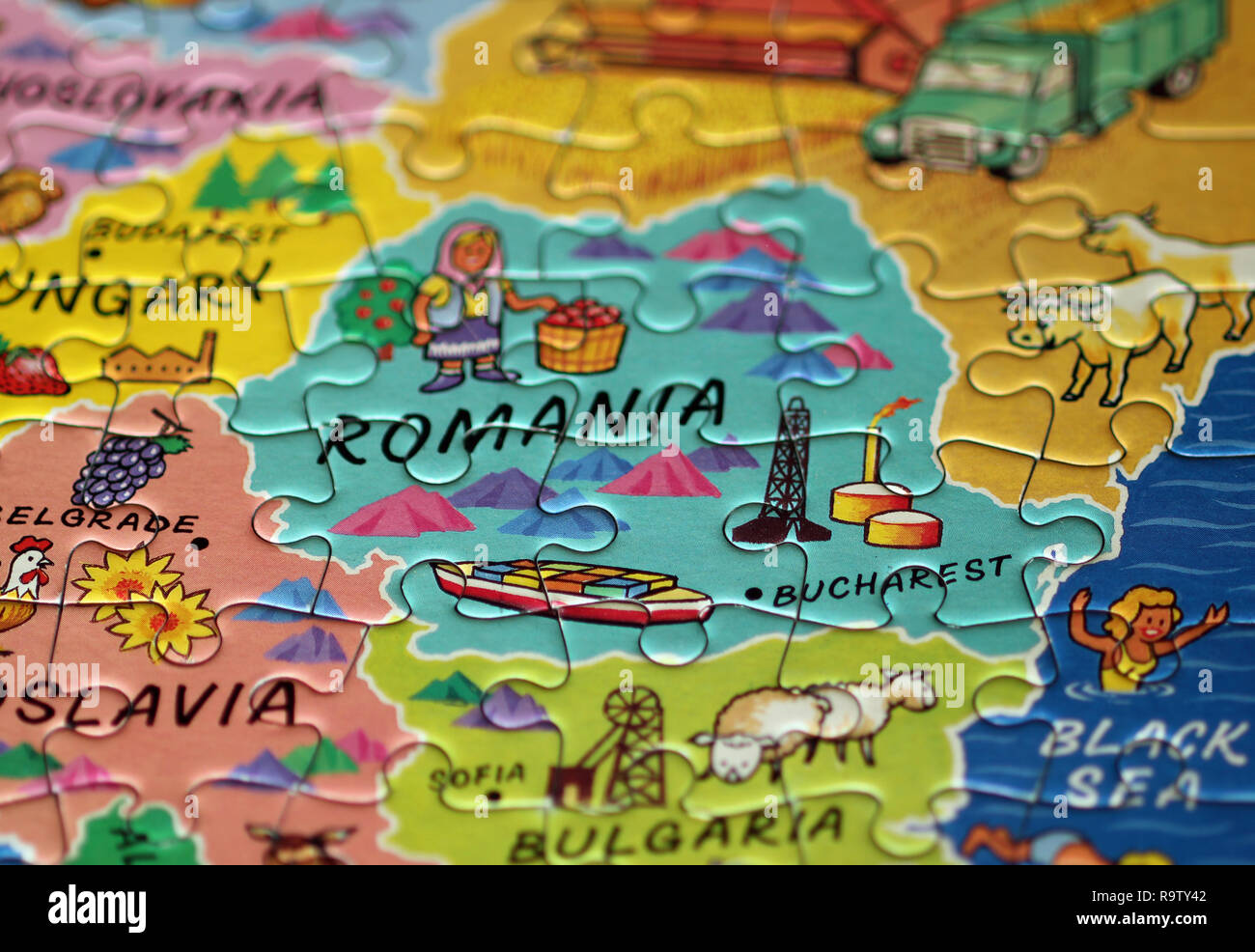 Romania jigsaw puzzle map Stock Photo - Alamy