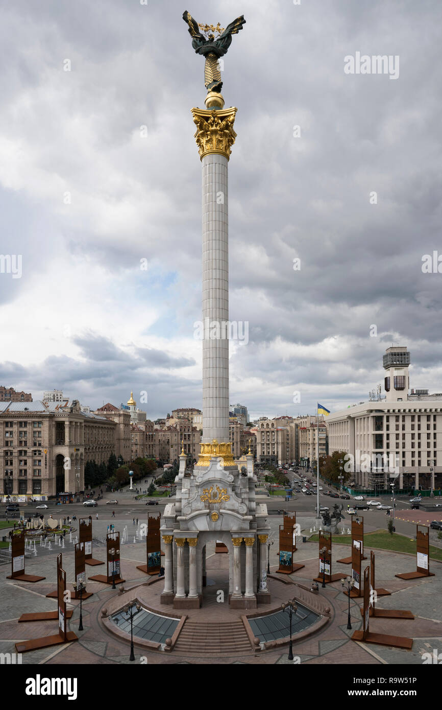 The Independence Monument with the Berehynia statue located at the Maidan Nezalezhnosti square (Independence square) in Kiev, Ukraine, Europe Stock Photo
