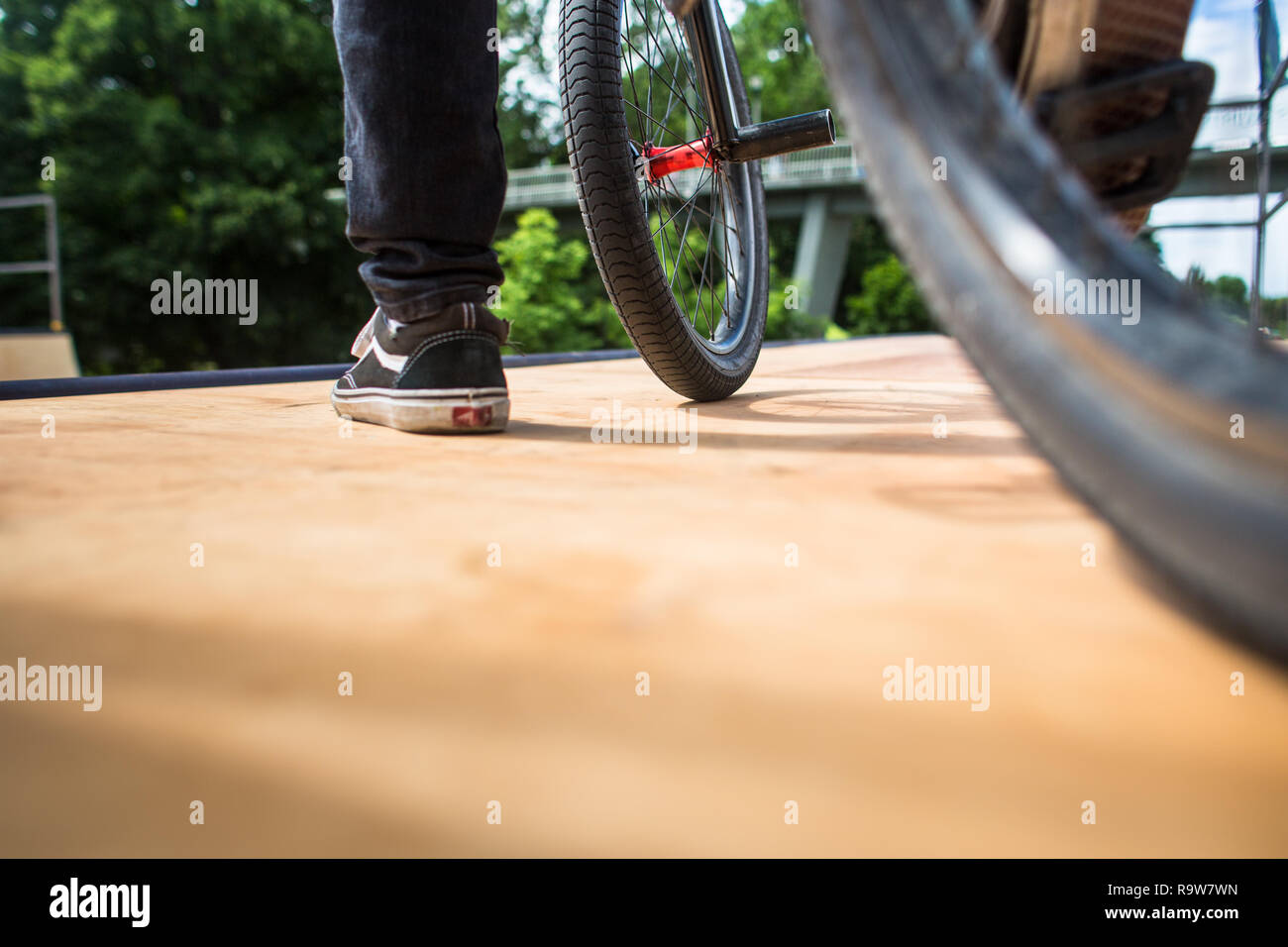 Leaping cyclist hi-res stock photography and images - Alamy