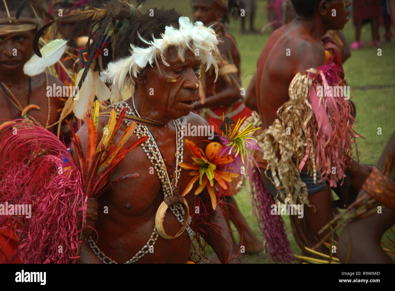 Papua new guinea woman hi-res stock photography and images - Page 17 - Alamy