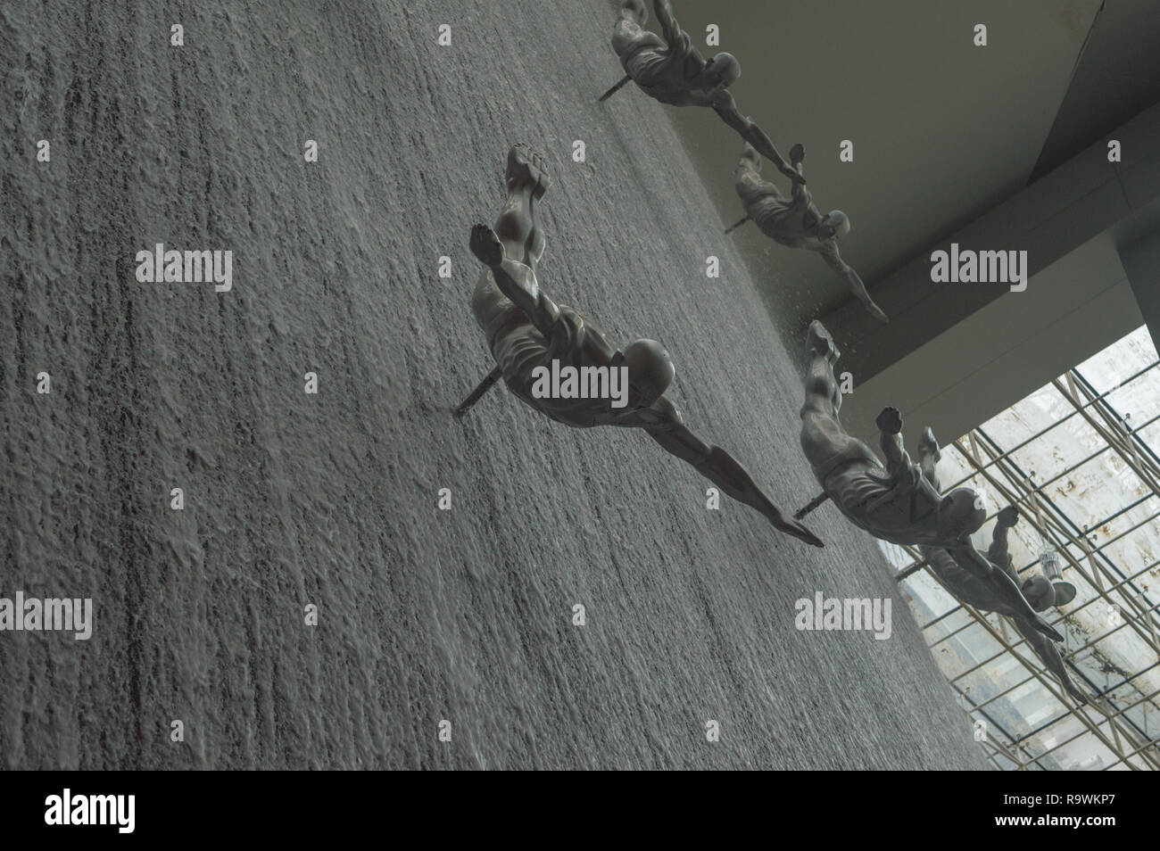 Waterfall Statues in Dubai Mall, Dubai, UAE Stock Photo Alamy