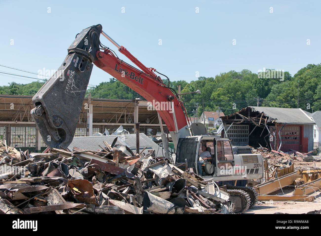 Murrary Factory The 2012 demolition of the original Murray Turbine factory in ...