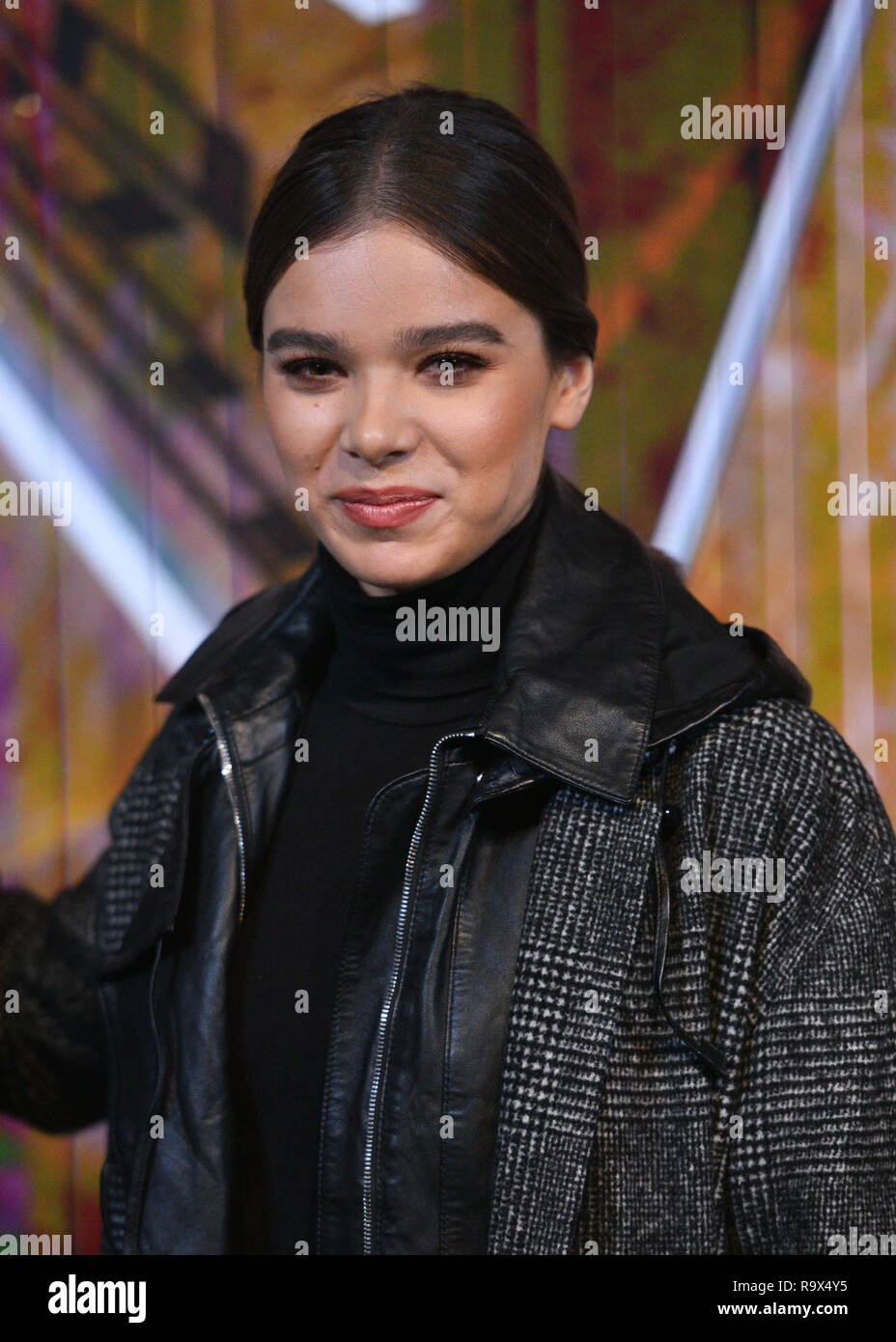 Hailee Steinfeld visits the Empire State Building in support of Make-A